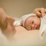 Opwekken van de bevalling door voetreflexmassage